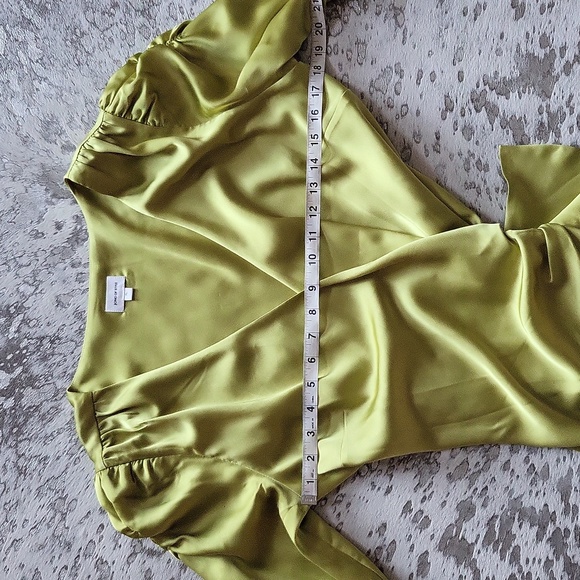 Song of Style Dala Wrap Mini Puff Sleeve Dress Chartreuse SzXL - Picture 6 of 8